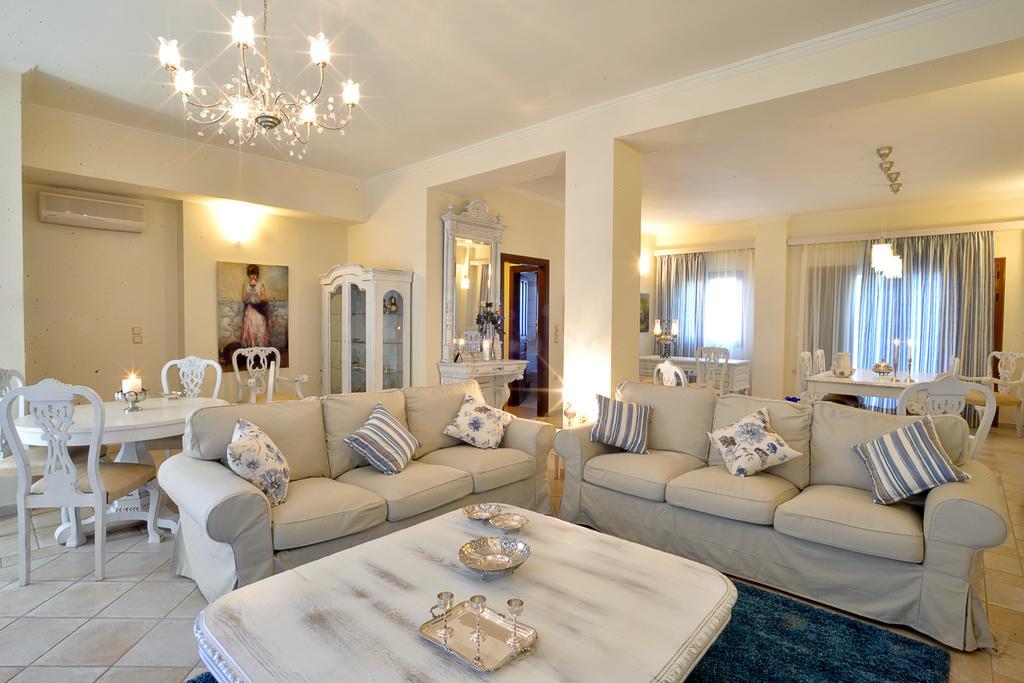 Melitta Villa Agios Ioannis  Bilik gambar